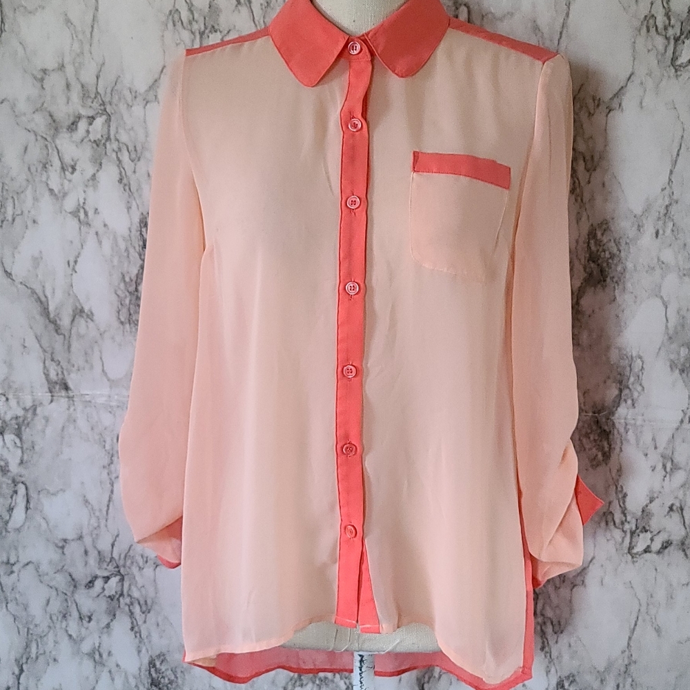 Maurices Sheer Button Down Size Small - image 1